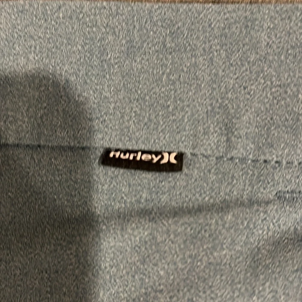 Men's Hurley shorts size 36. Like brand new!! - Picture 2 of 7